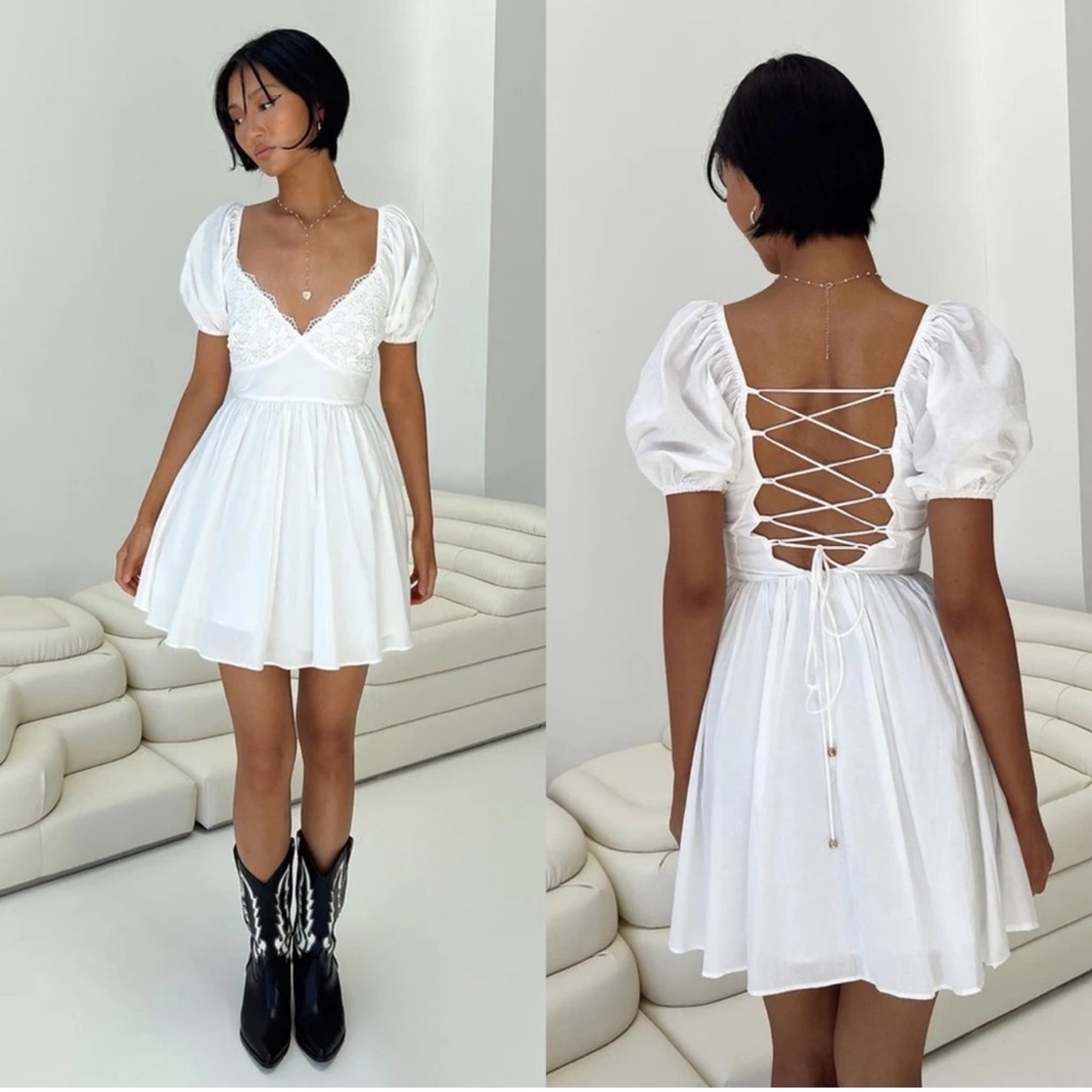 White Lace-Up Back Puff Sleeve Mini Dress